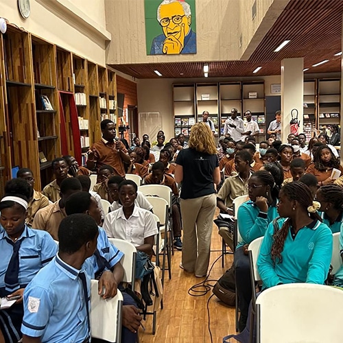 ©CNES_G2_Lome_Visite_Institut