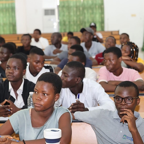 ©CNES_G2_Lome_Visite_Universite
